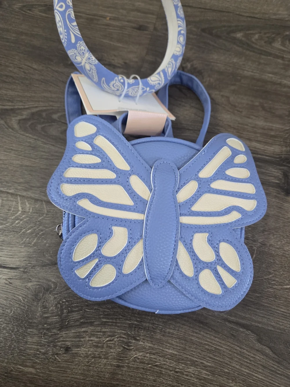 cupcakes & cashmere butterfly shaped